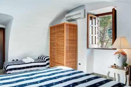 La Cabane Bleau The Perfect Beachfront Apartment Marina del Cantone Экстерьер фото